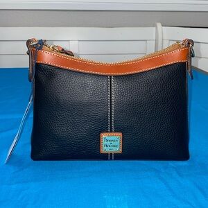 NWT Dooney & Bourke Pebble Grain Crossbody Pouch